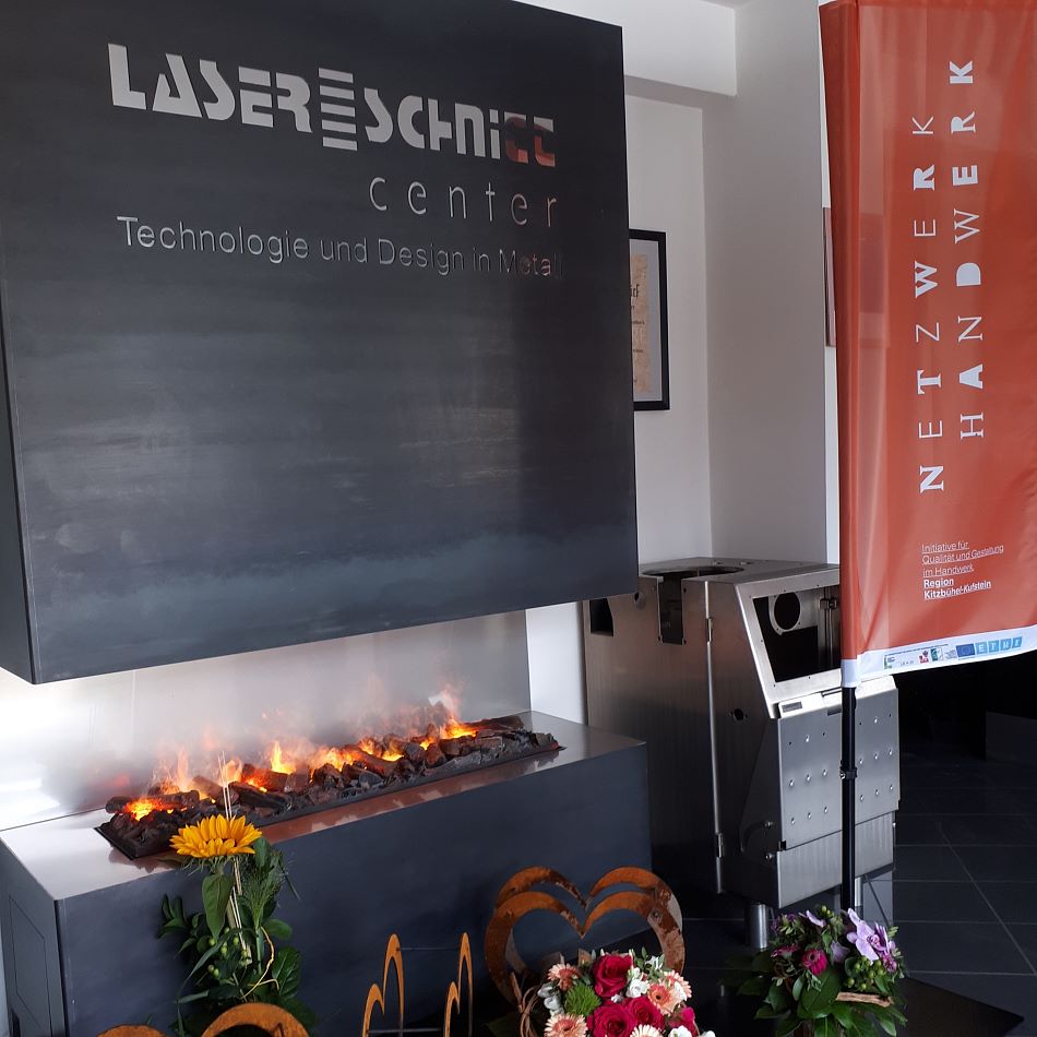 laserschnitt-center-kundl-familie-gwercher-1