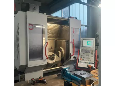 C40 Verfahrweg: X = 850mm; Y = 700mm; Z = 500mm