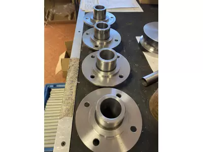 Wheel hub