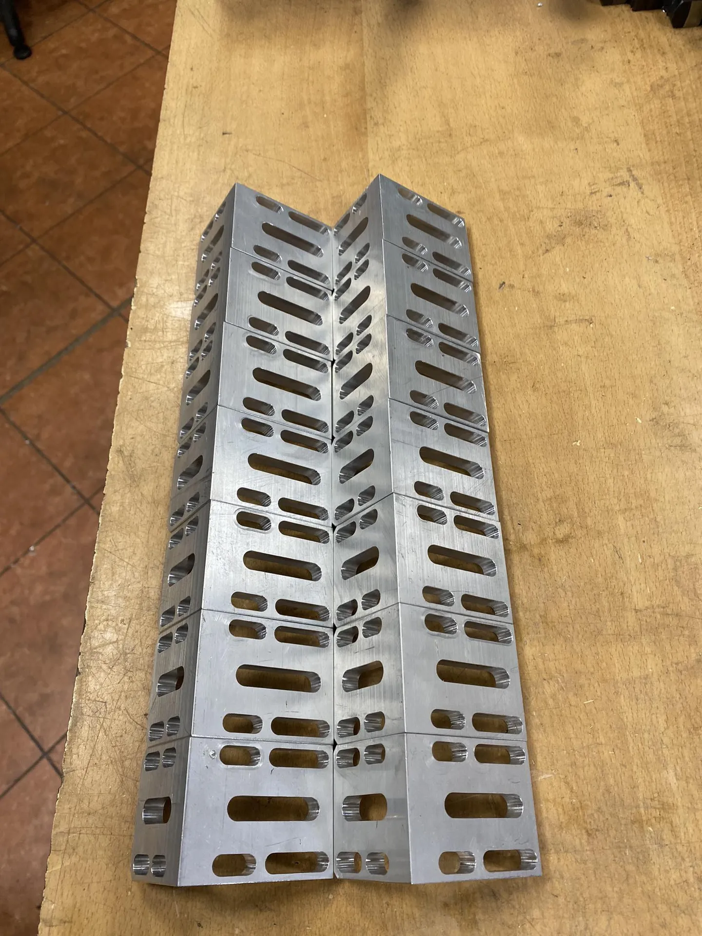 Fixing angle profil