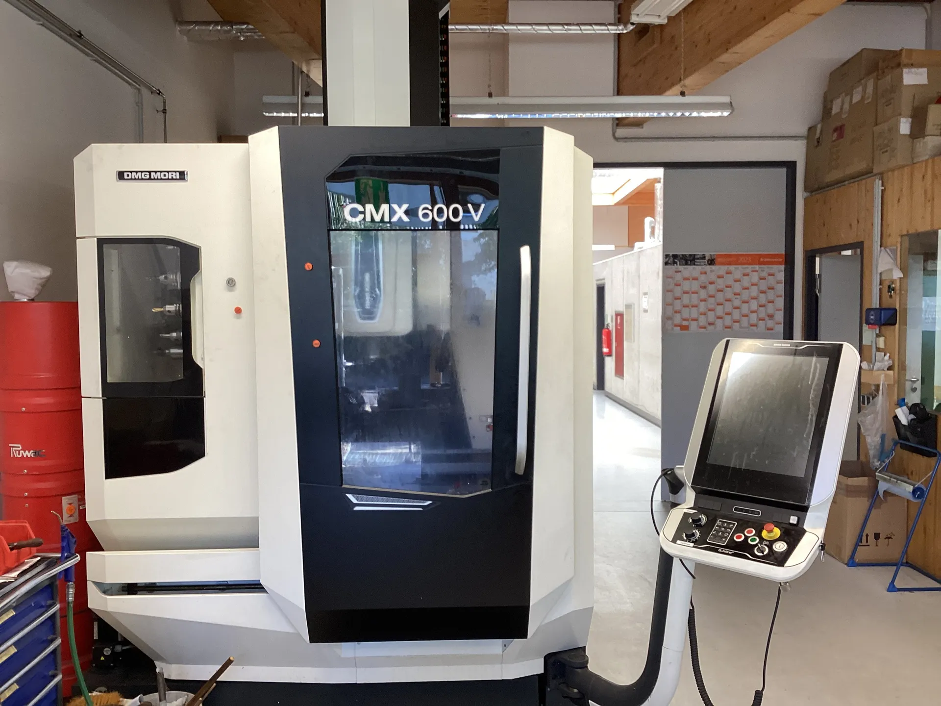 CMX600V