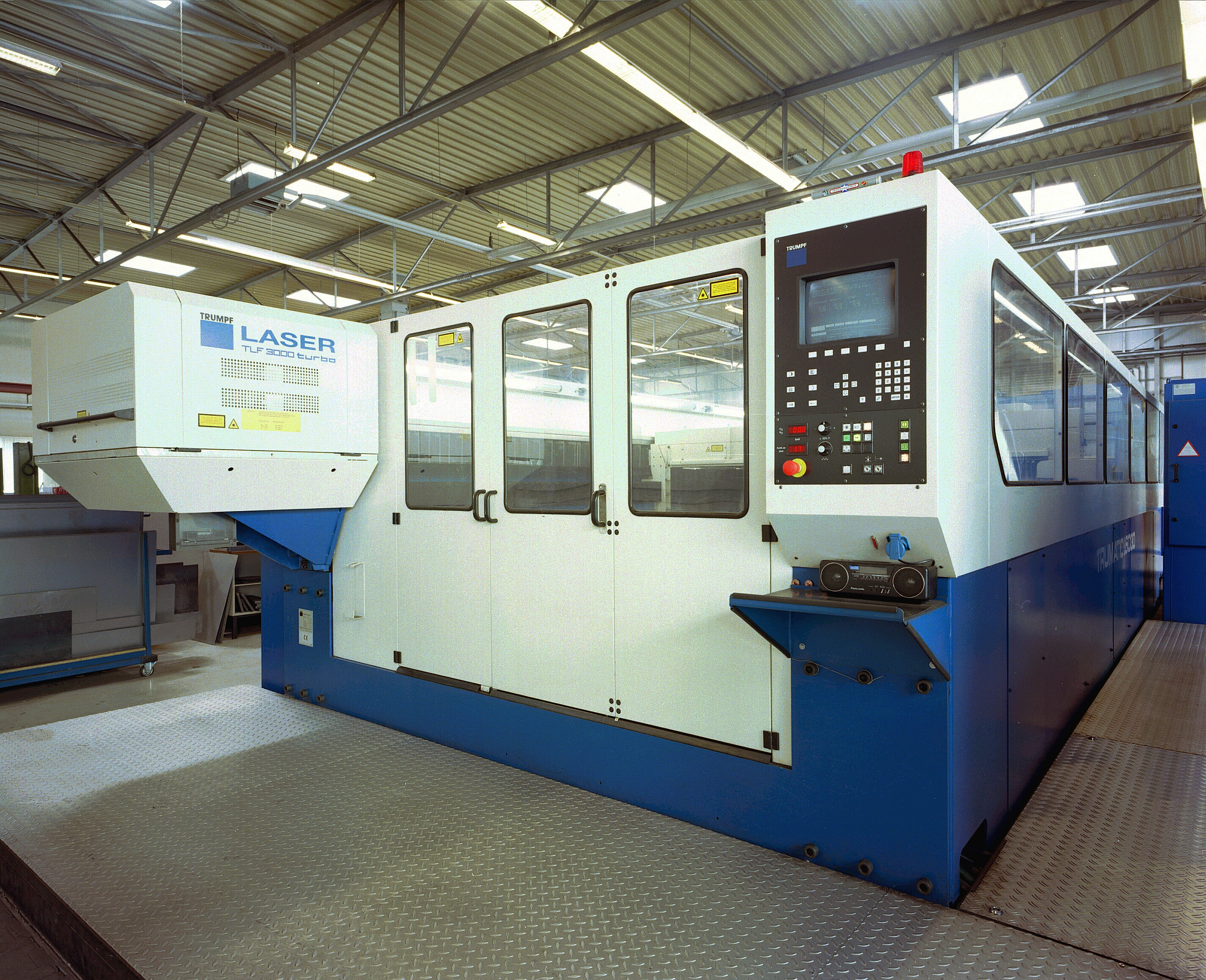 Laserschneidmaschine