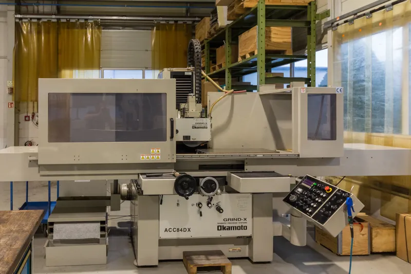 Planschleifmaschine Grind - X ACC84DX