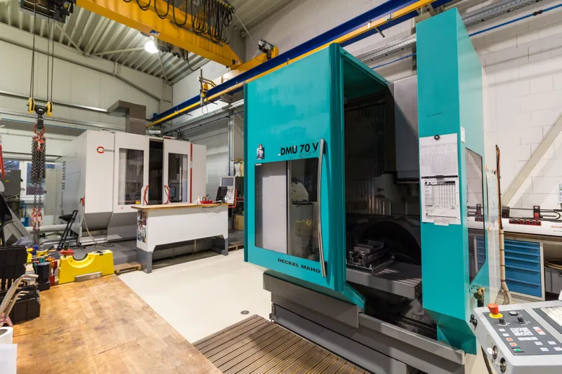 3-Achs CNC Fräsmaschine DMU 70 V