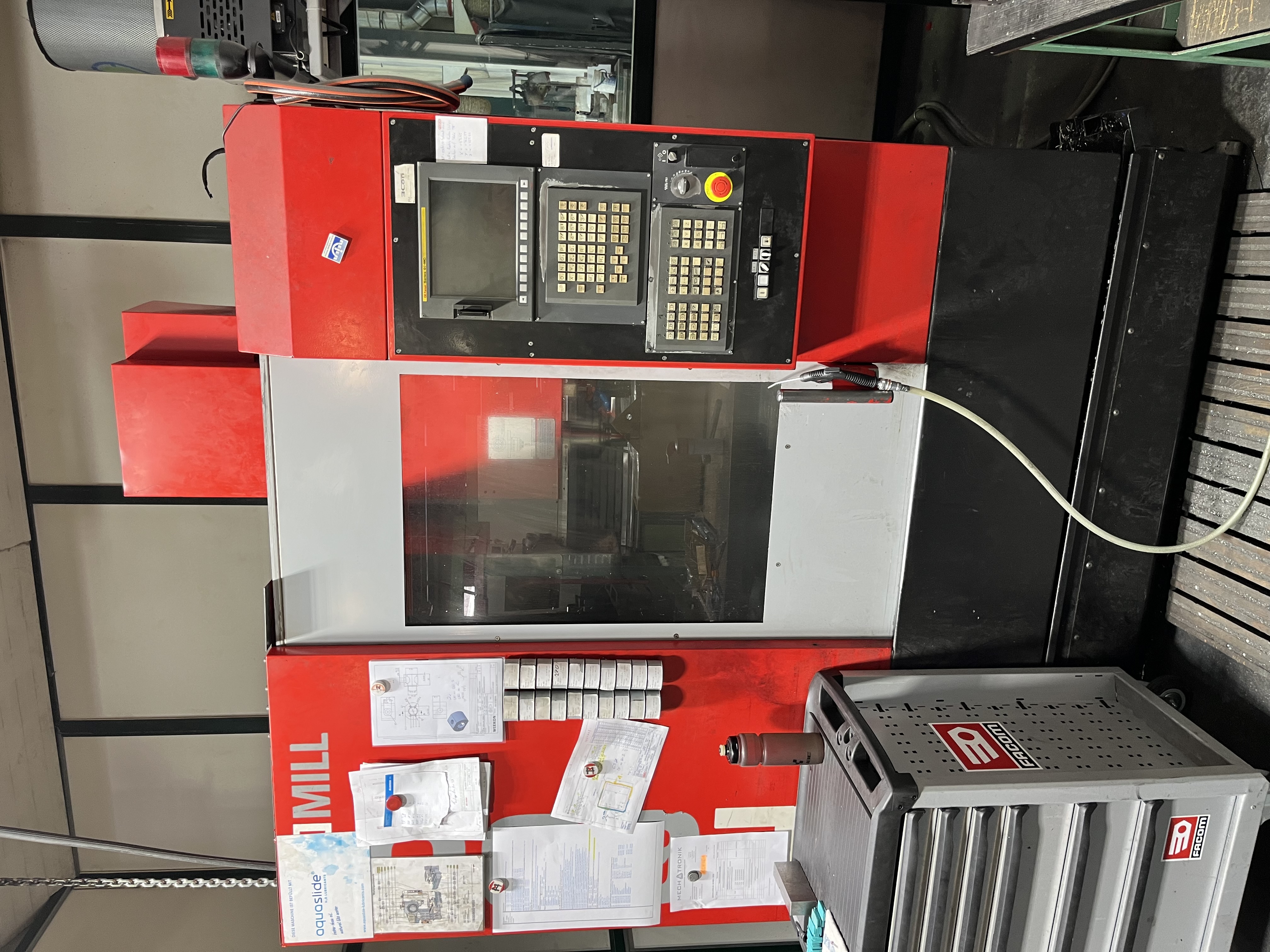 Emco E900