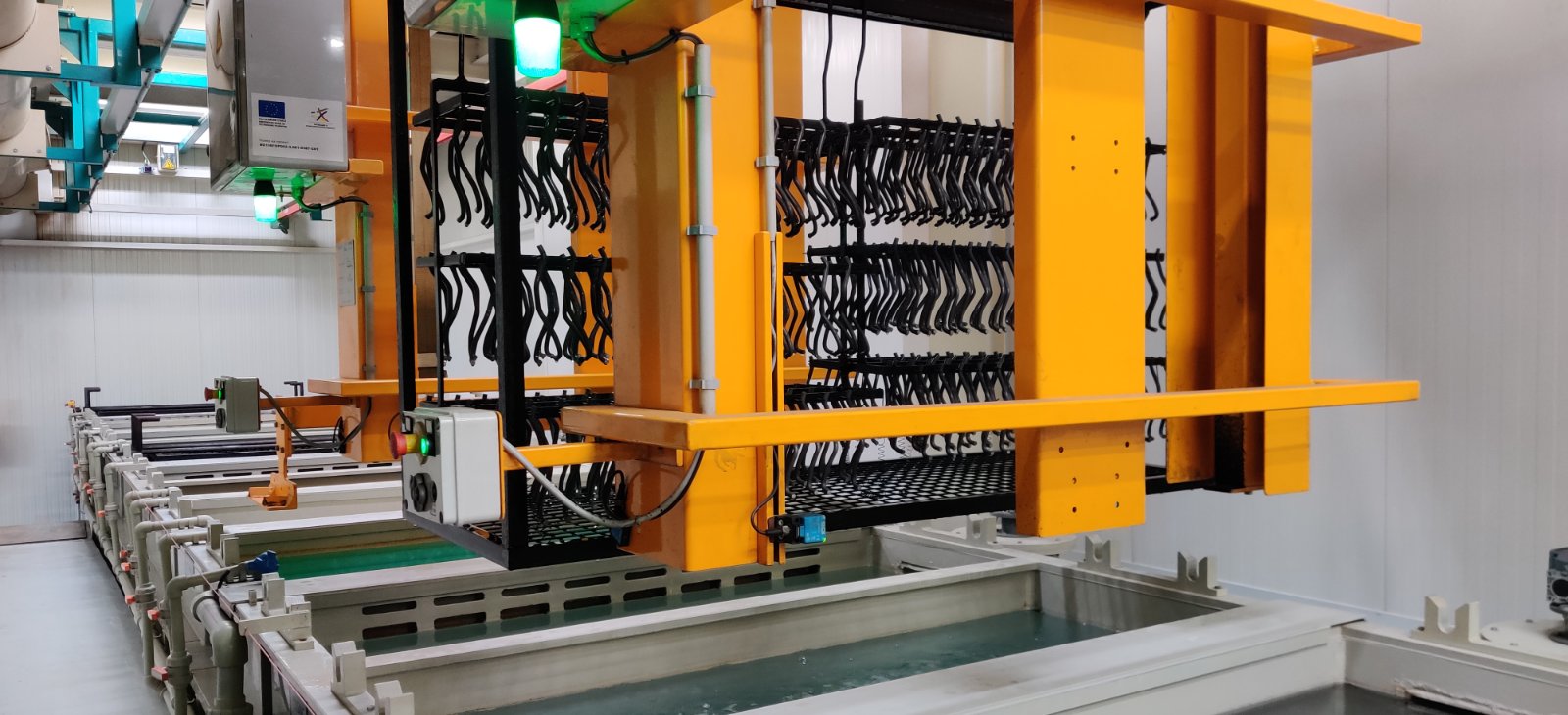 KTL line with 2 laser guided robots