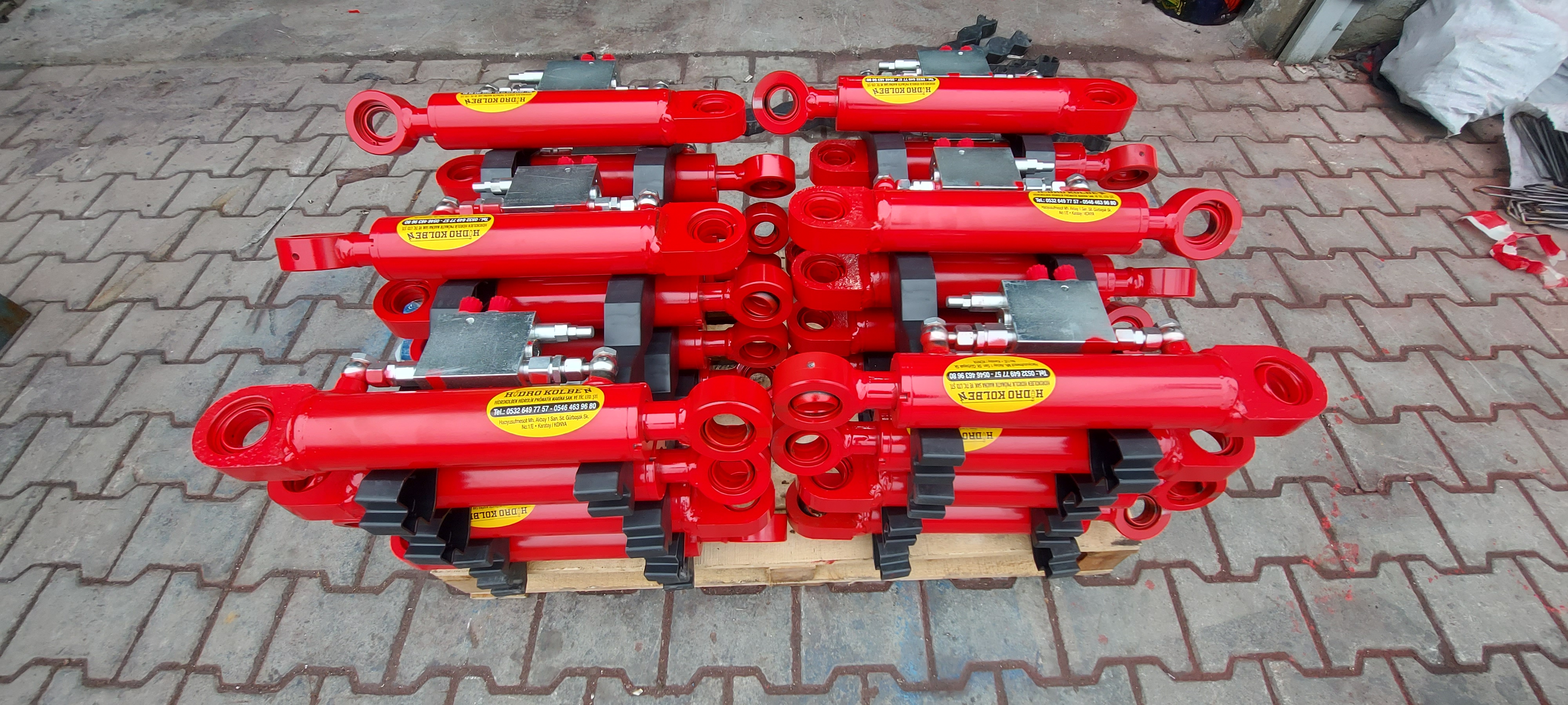 Hydraulic cylinders