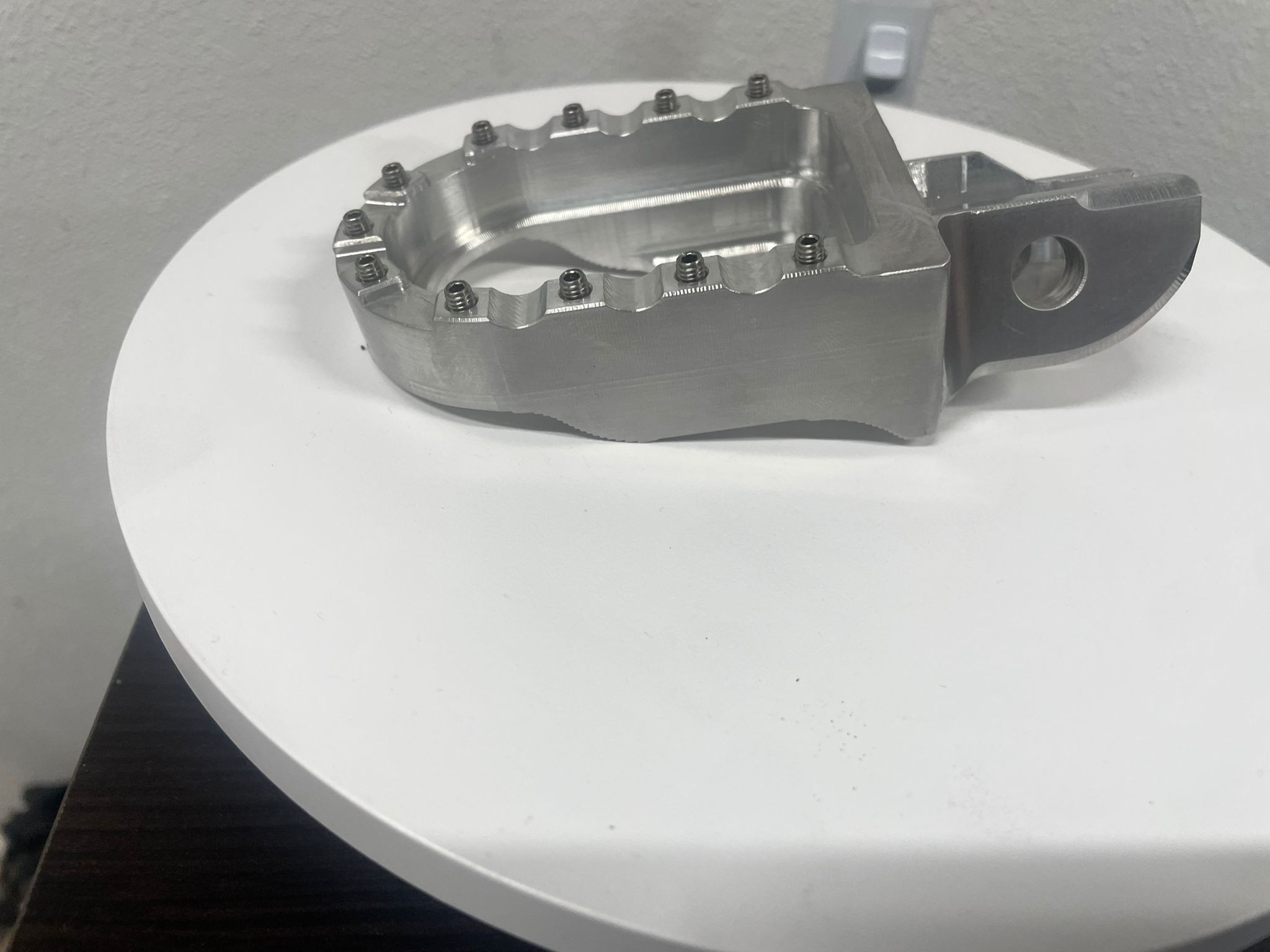 Motorcycle footpegs