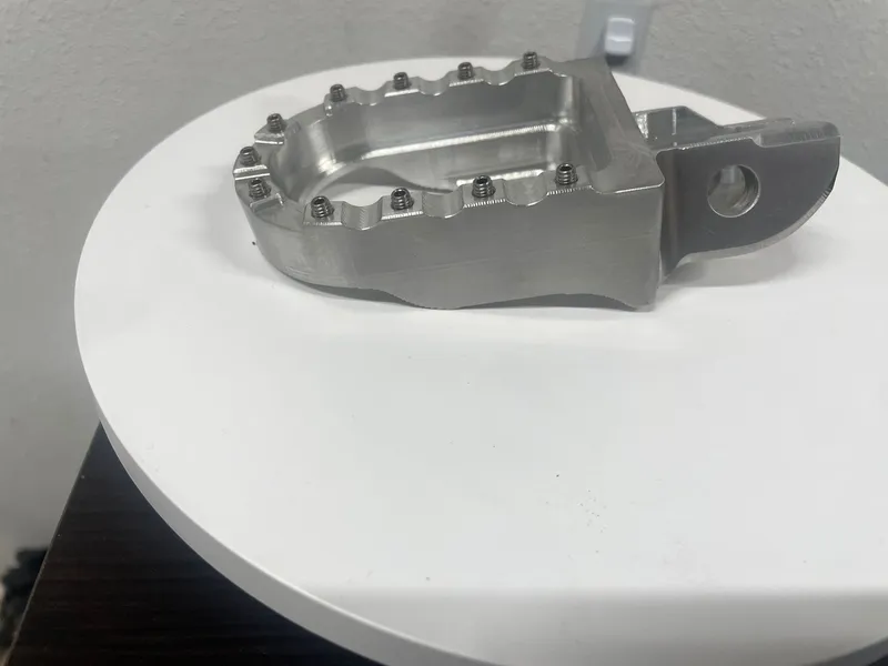 Motorcycle footpegs