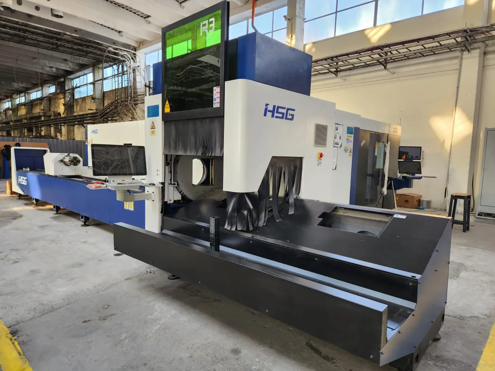 tube laser machine