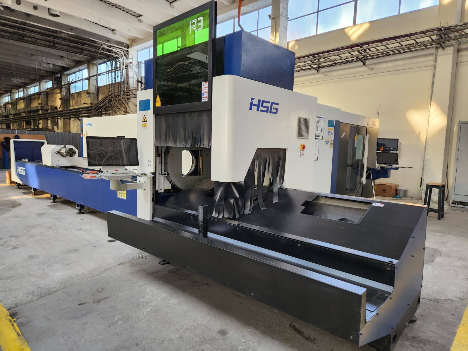tube laser machine