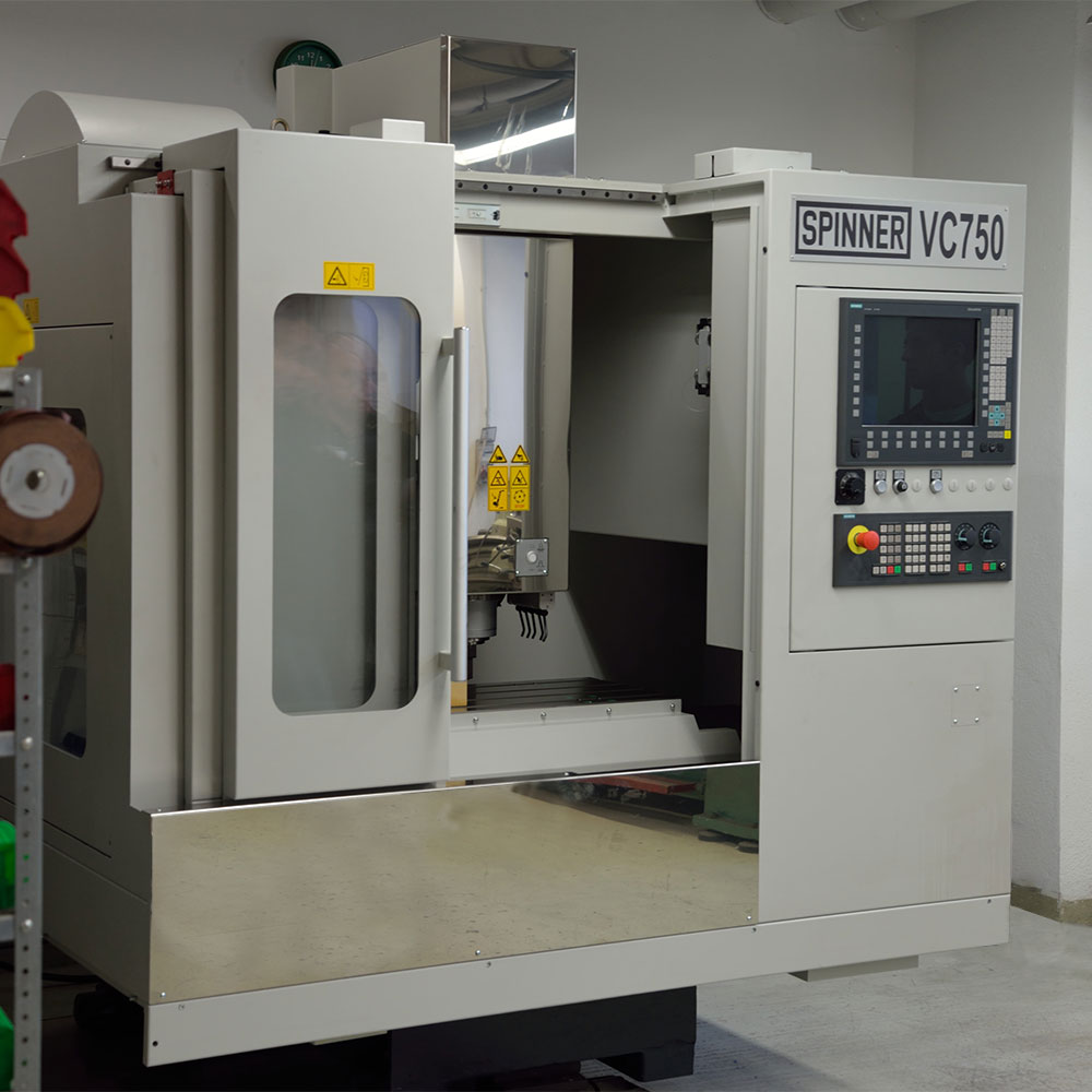 VC750