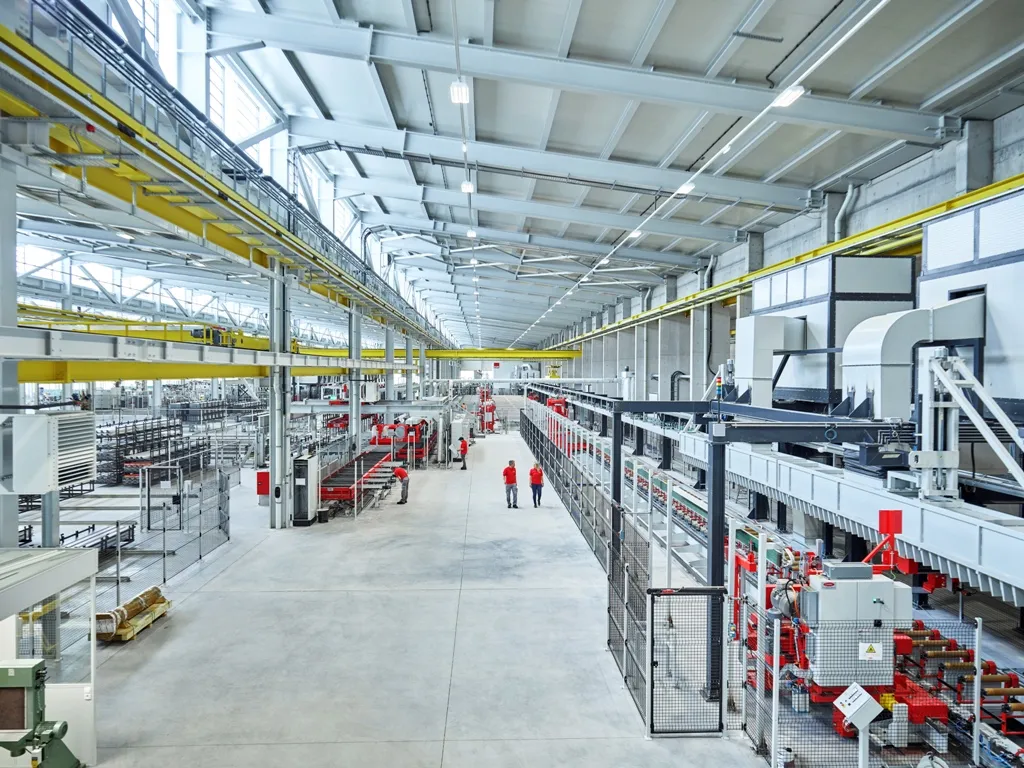 Thöni_Werk Pfaffenhofen_Innenansicht_kl
