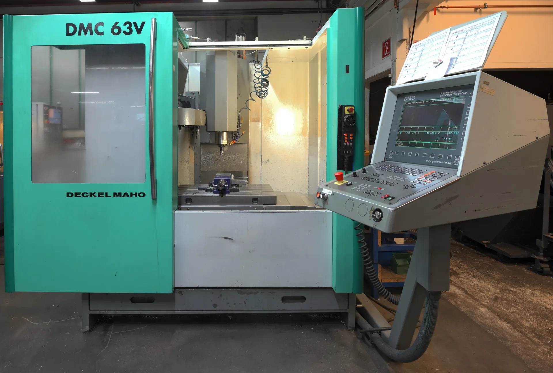 DMC 63 V
