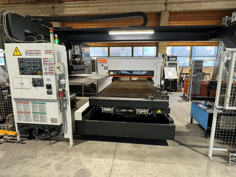 Mazak 1530
