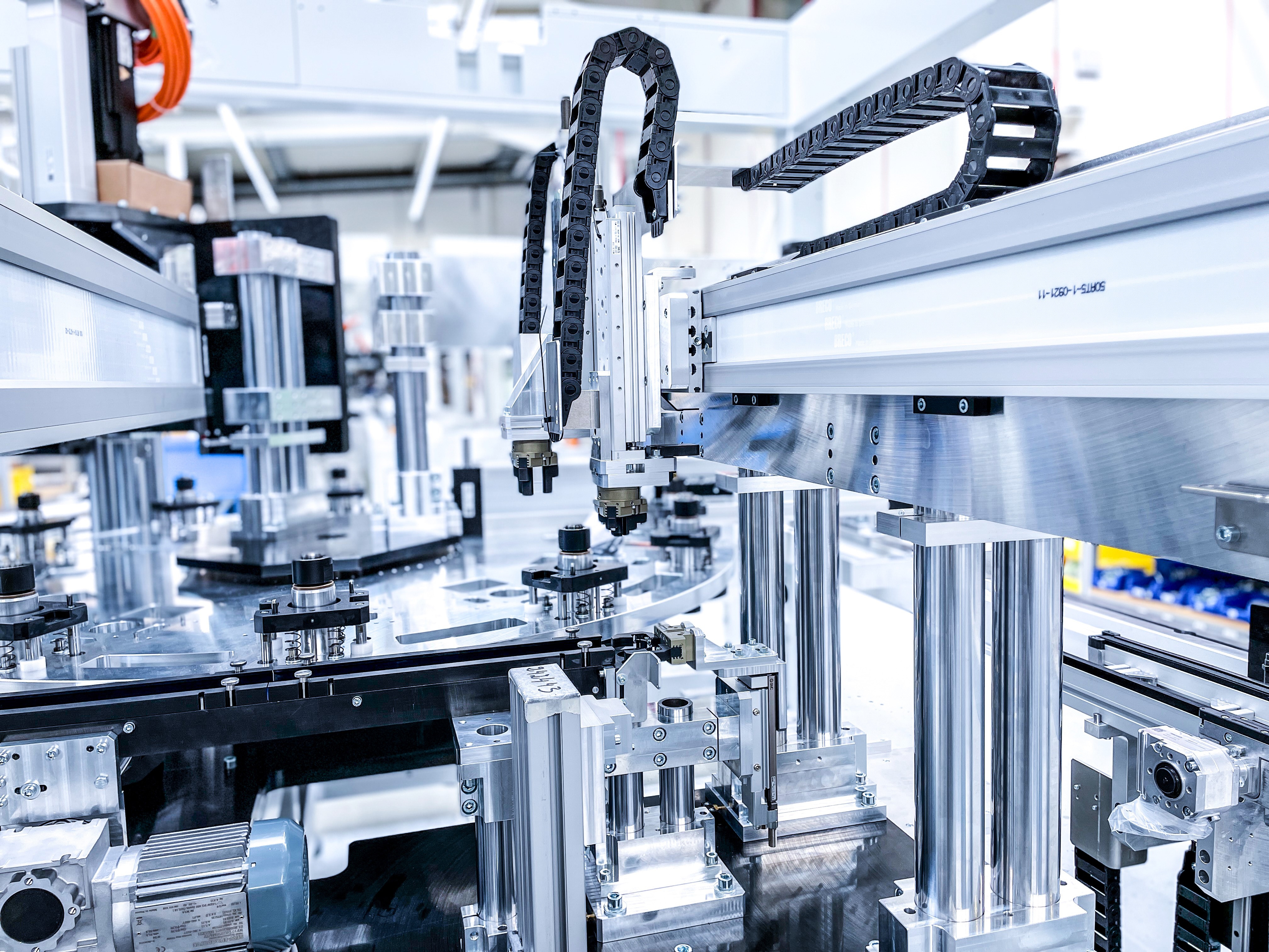 Rundtisch mit Handling