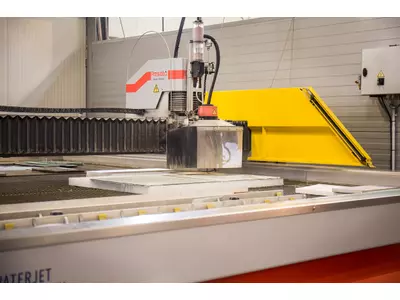 Wasserstrahlschneidanlage