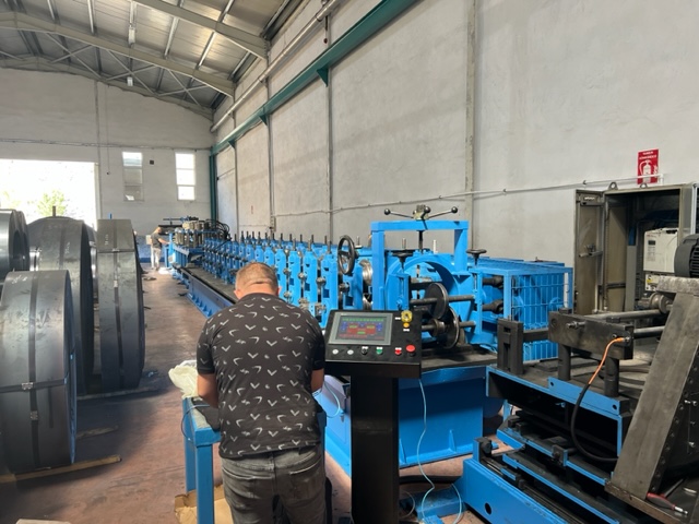 Rollformmaschine
