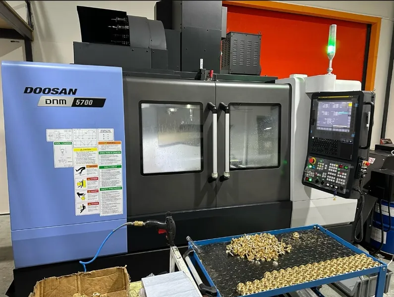Doosan DNM 5700