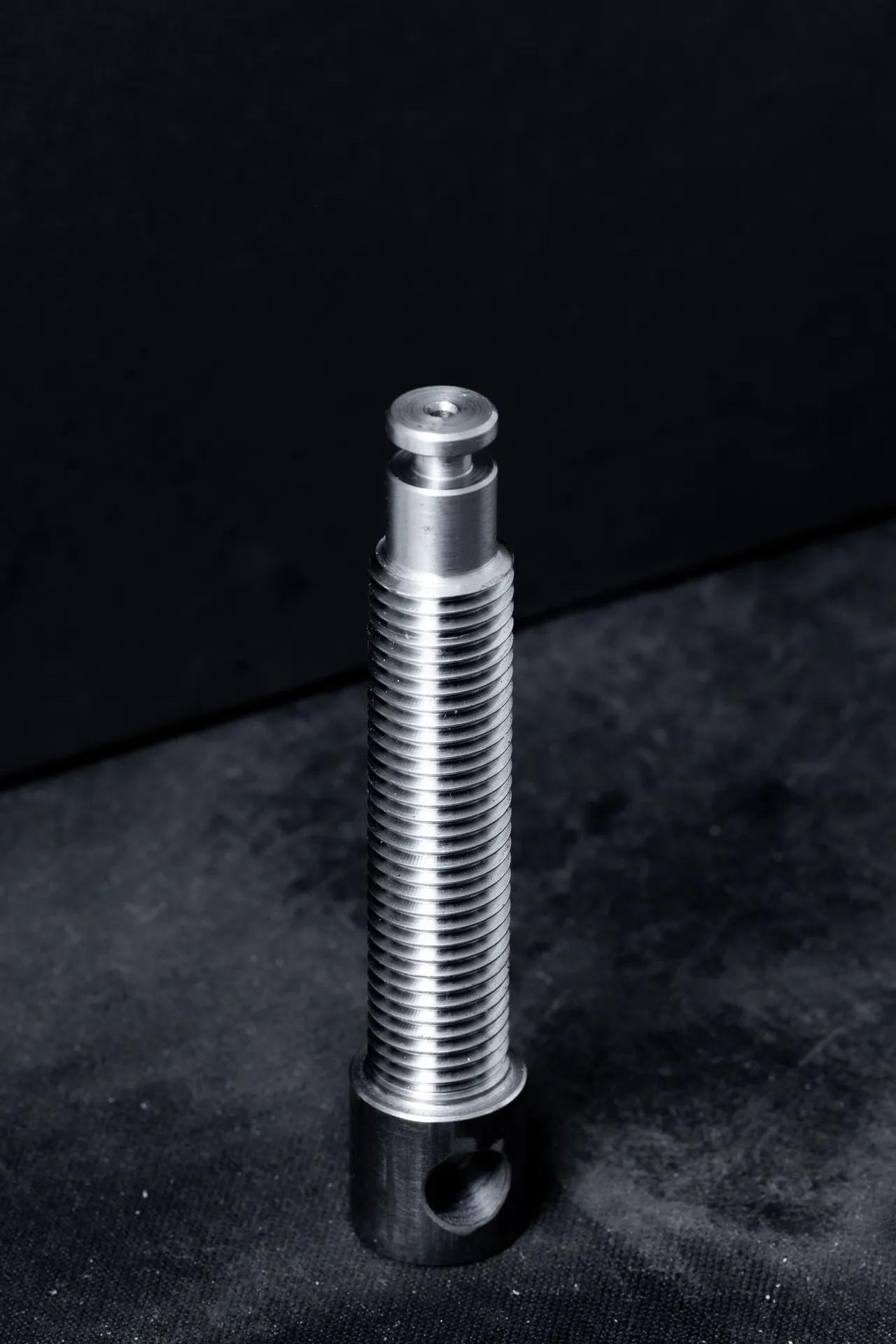 threaded spindle