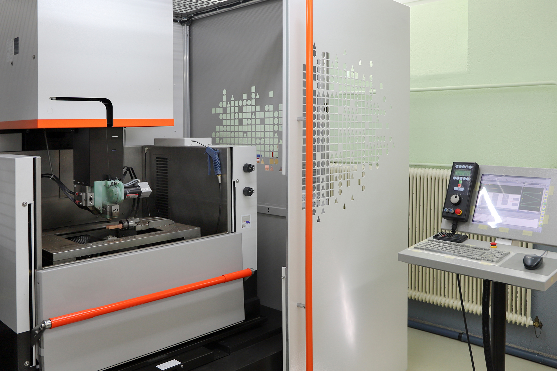 AC Progress VP2 - Drahterodiermaschine