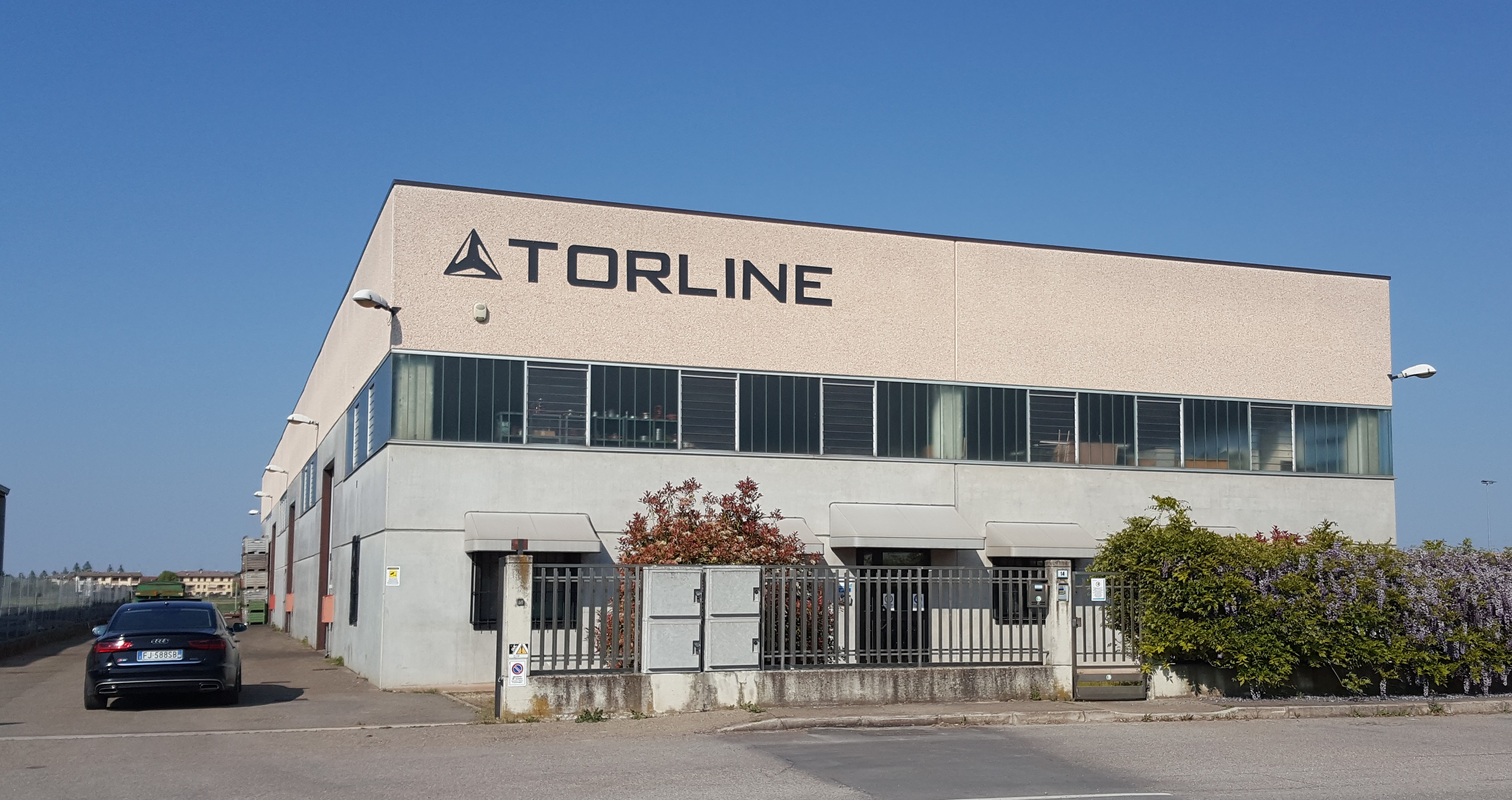 TORLINE s.r.l.  Logo