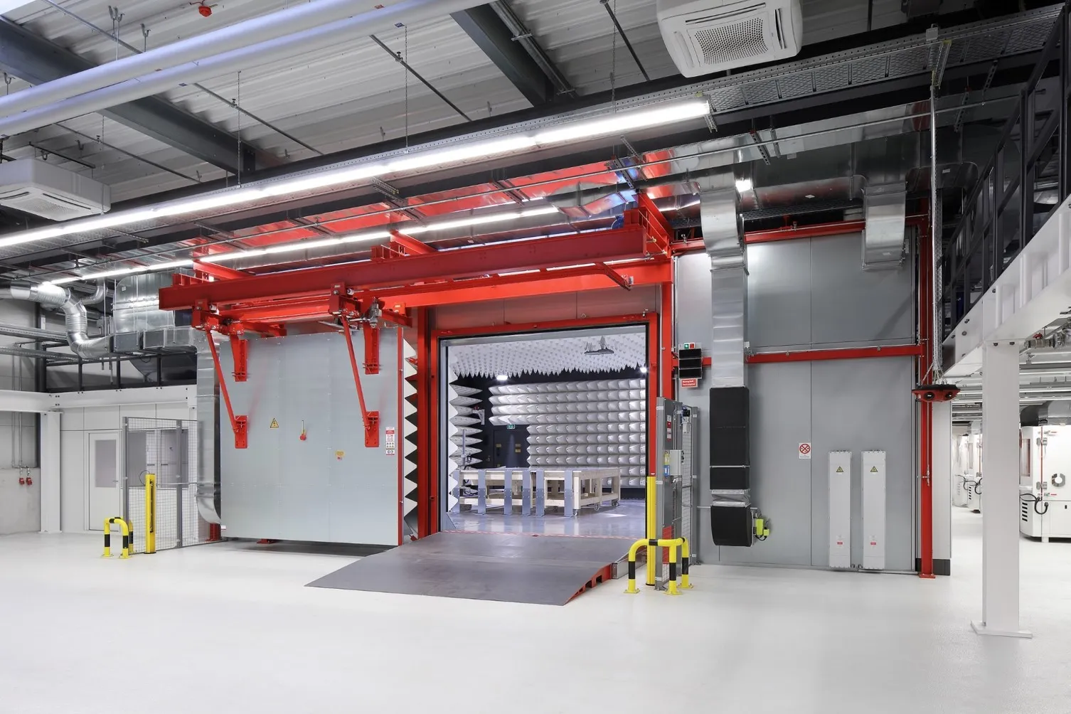 EMV Halle mit zubehor