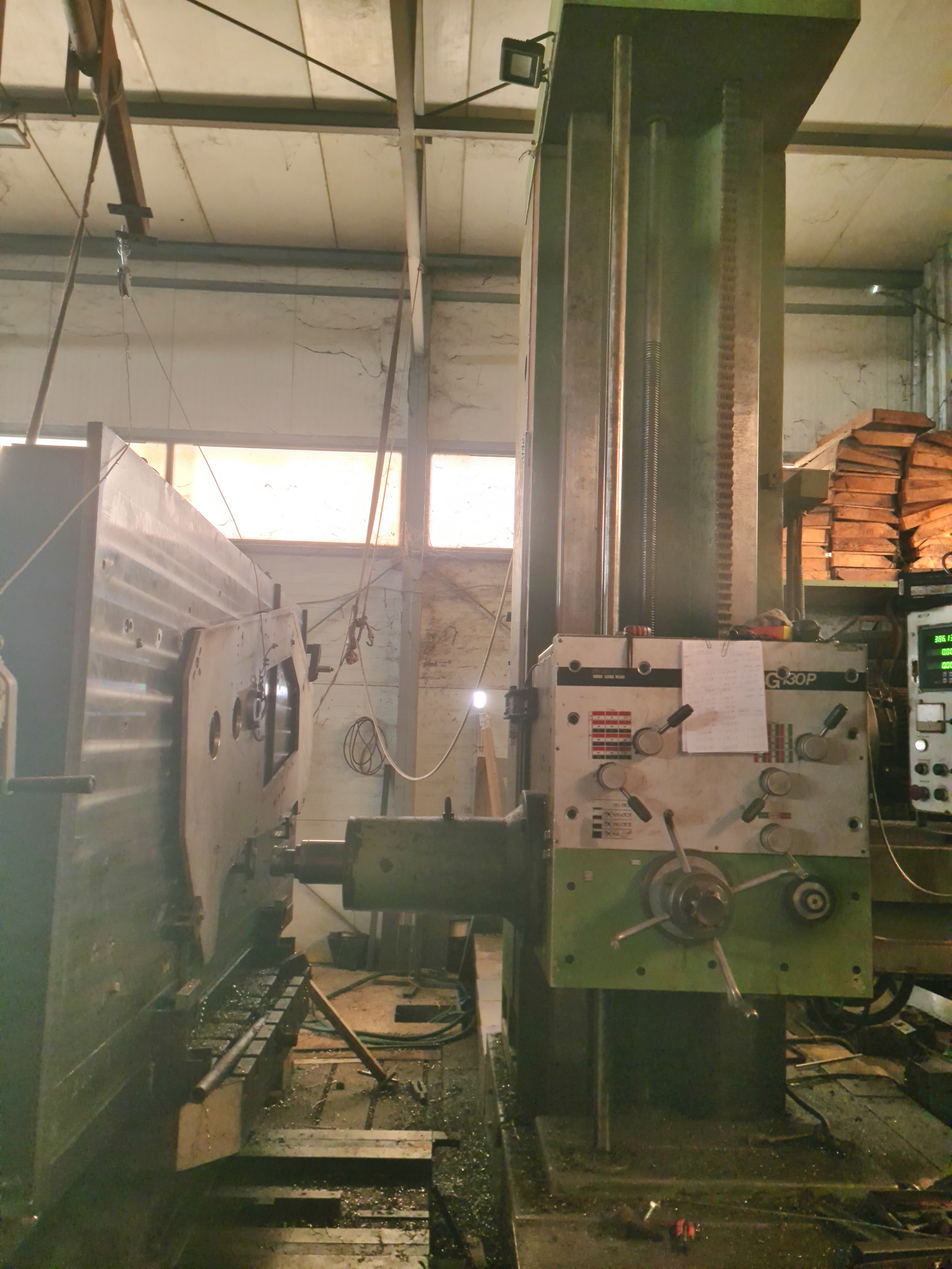 Milling and boring BG130P