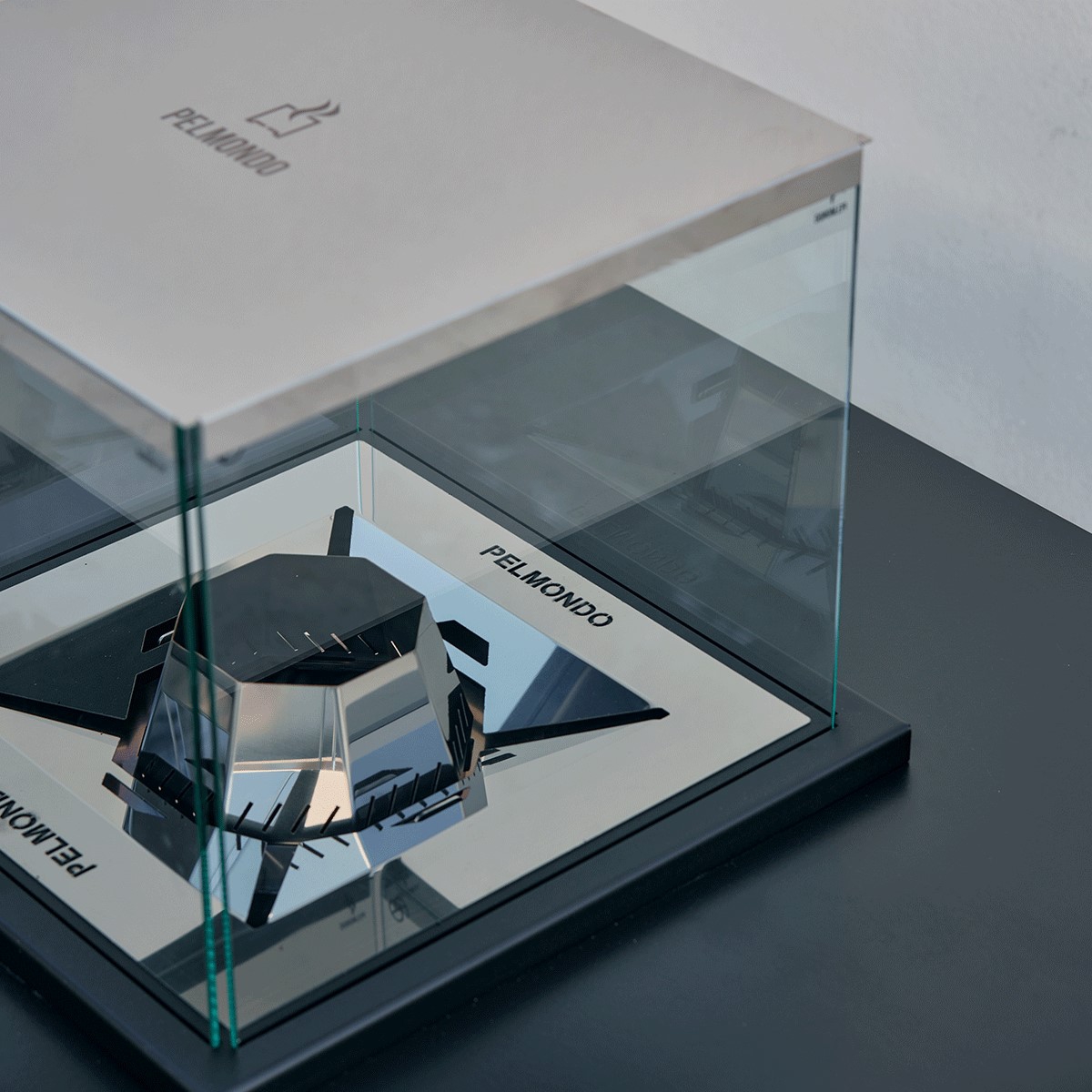 Pelmondo Cube