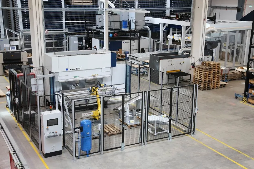 TruBend 5170 (Abkantroboter) (Bild: x-technik)
