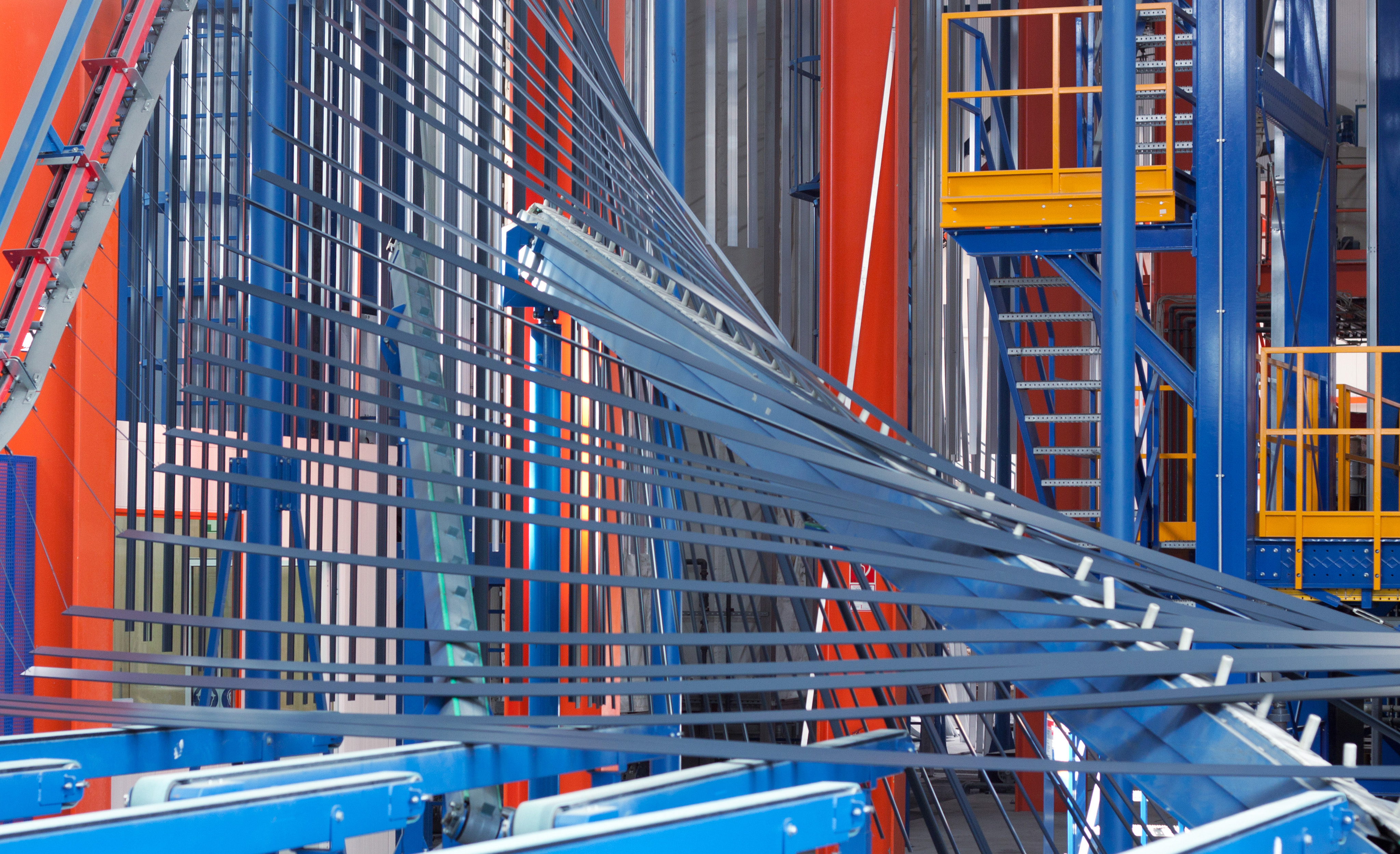 Pulverbeschichtung Vertikalanlage