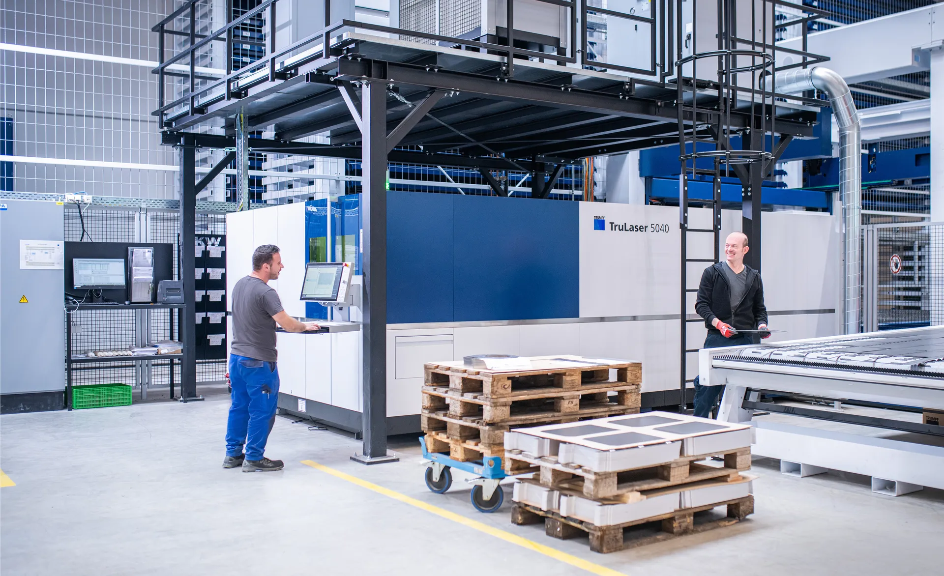 TruLaser 5040 mit 10 kW - Fiberlaser