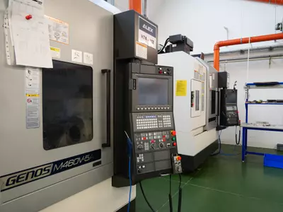 2x OKUMA GENOS M460V-5AX