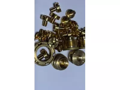 componenti torniti fresati forati filettati brocciati