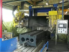 Waldrich Coburg CNC-Führungsbahnen-Schleifmaschine 30-10 SNC-Q 3030 4 m