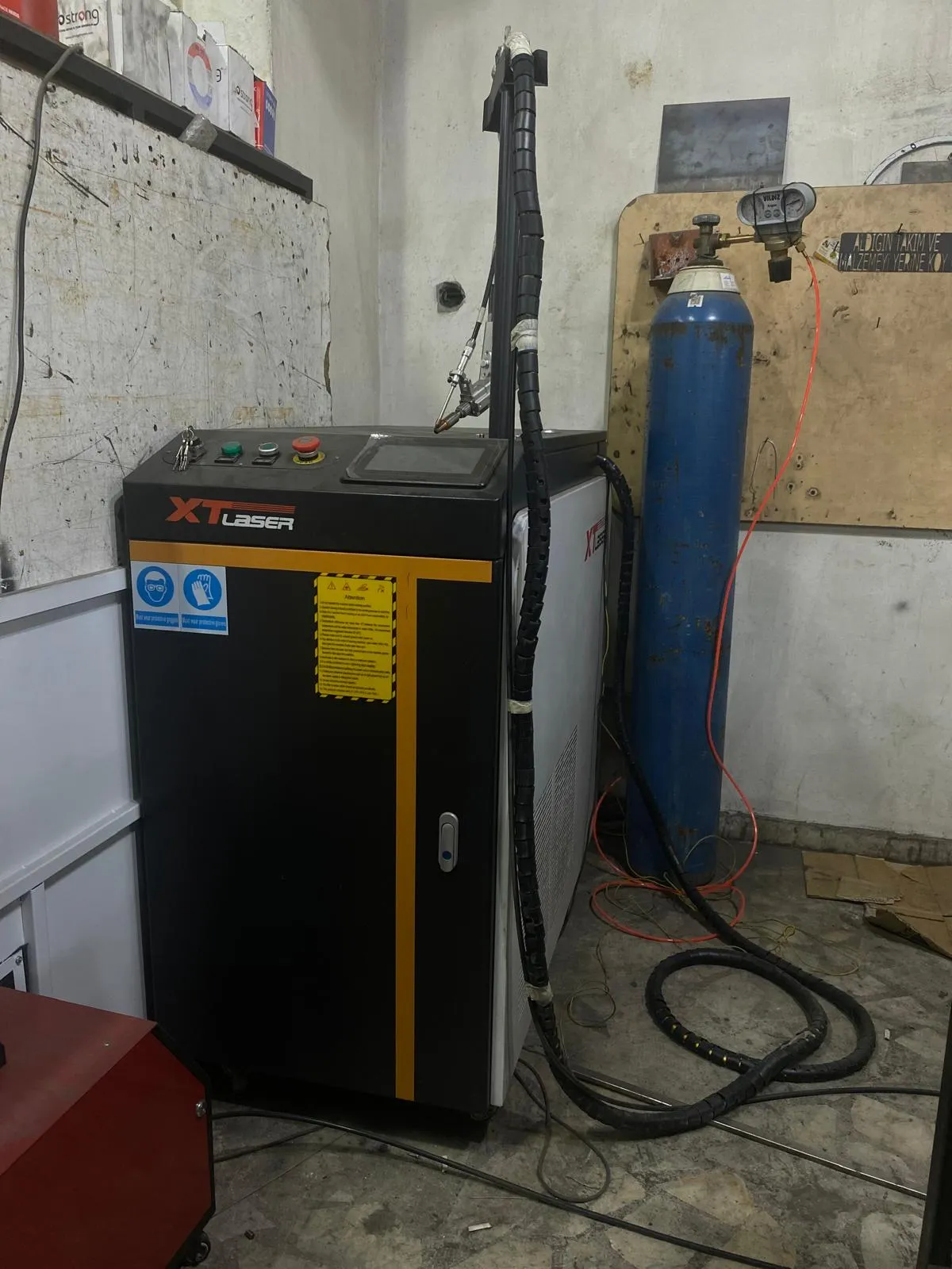 LASER KAYNAK