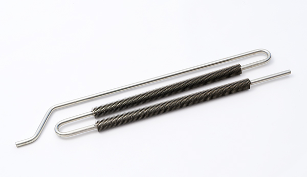 Oil cooling pipe