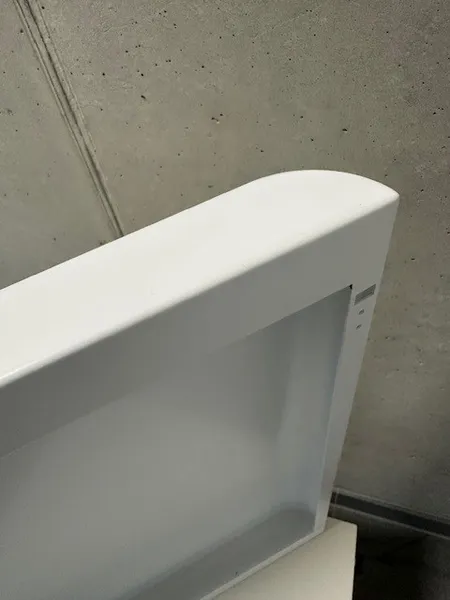 Maschinenabdeckung mit Rundung