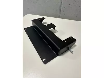 Halter pulverbeschichtet mit Bolzen