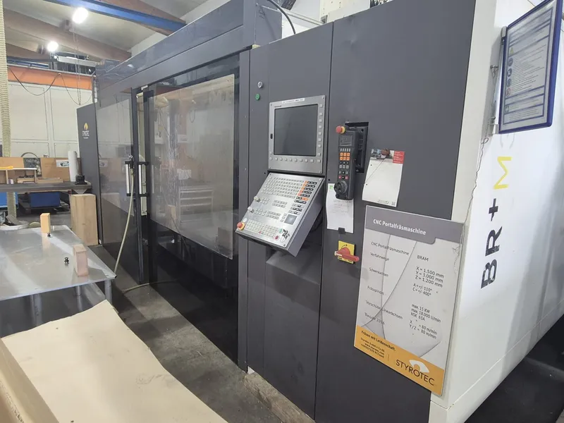 Styrotec BR+M 3015