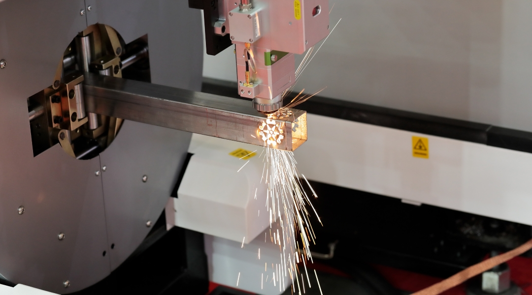 EETO TUBE LASER