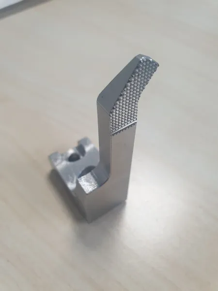 pliers