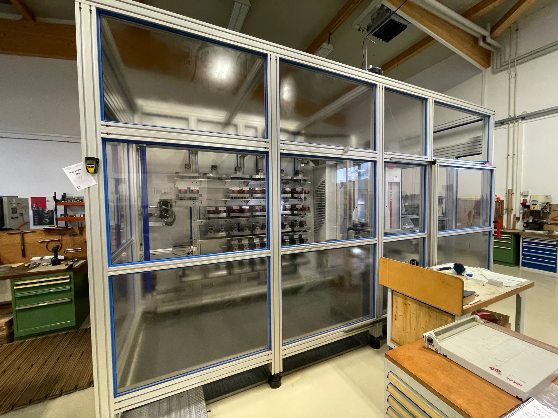C30 U Dynamik mit HS30 Palettenwechsler