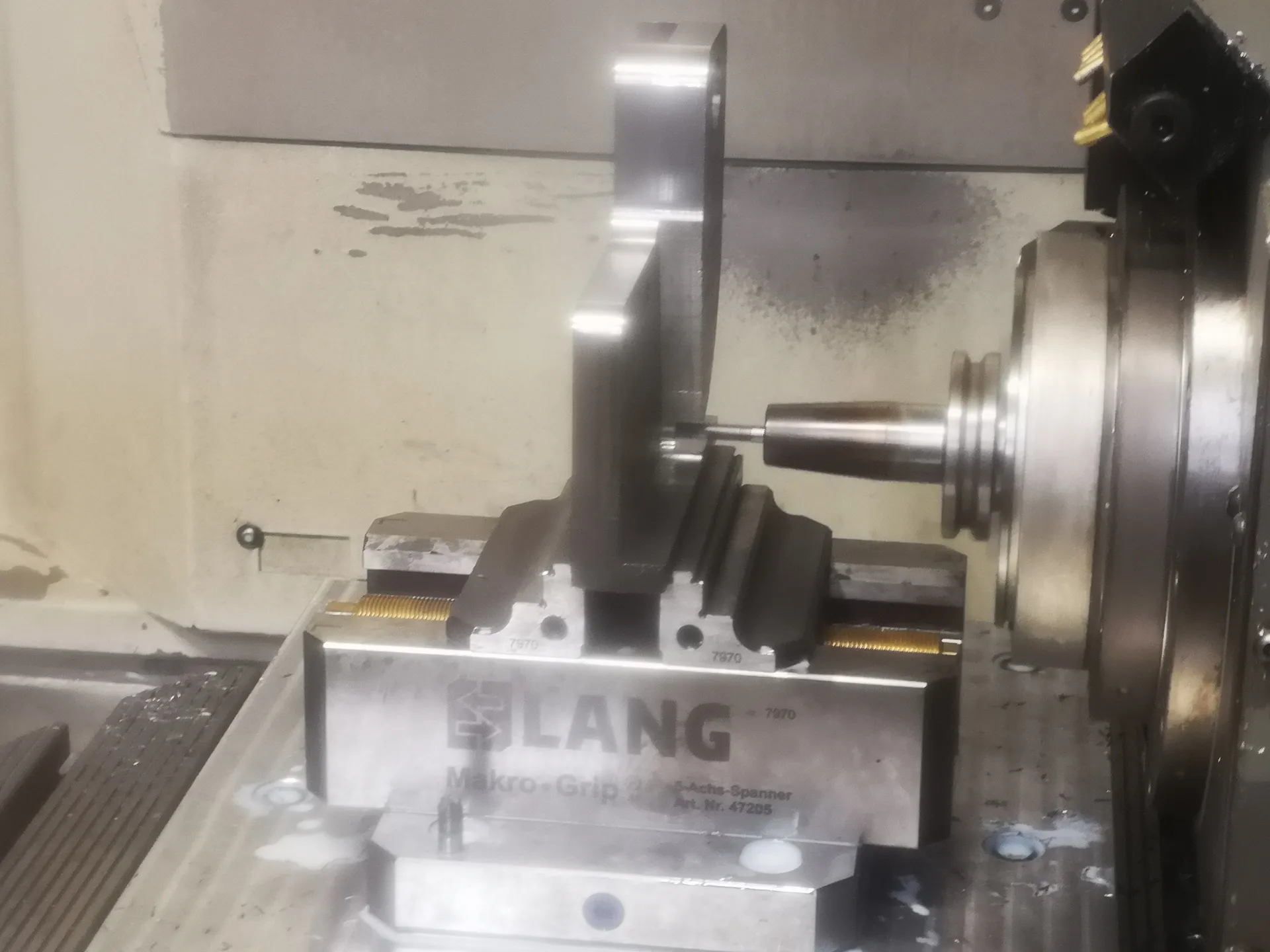 DMU 60p High-Din