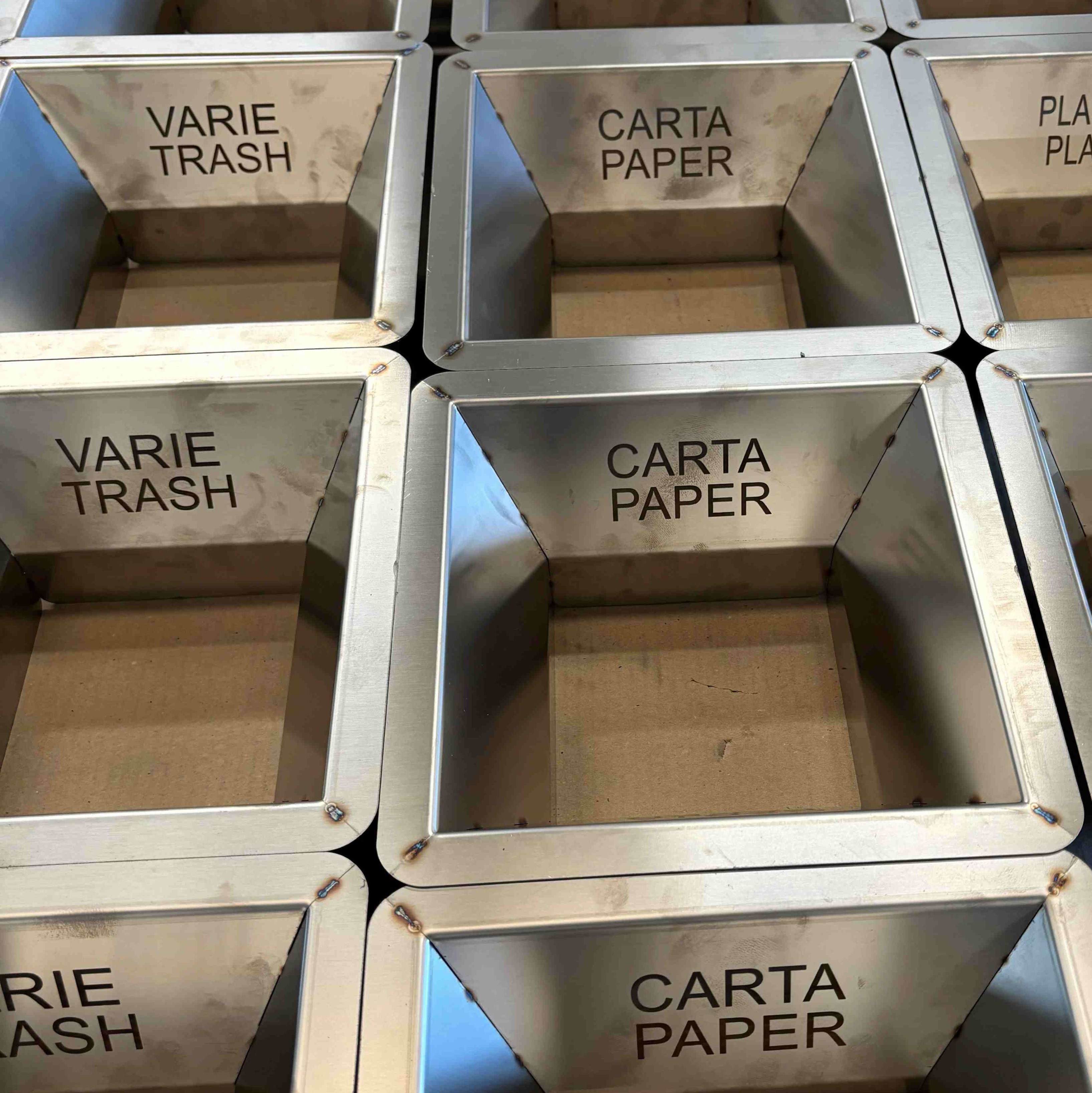PORTA RIFIUTI