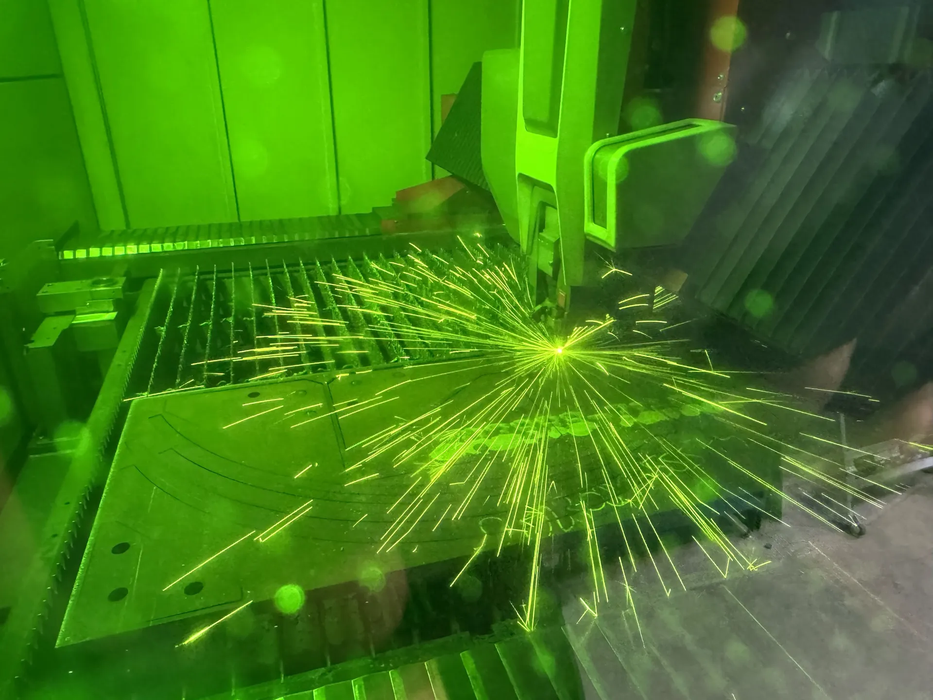 Laser4