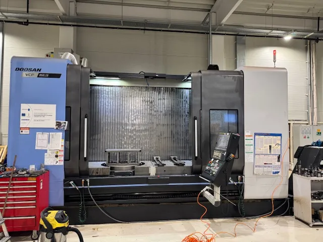 Doosan VCF850
