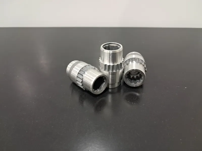 gezahnter Schaft
