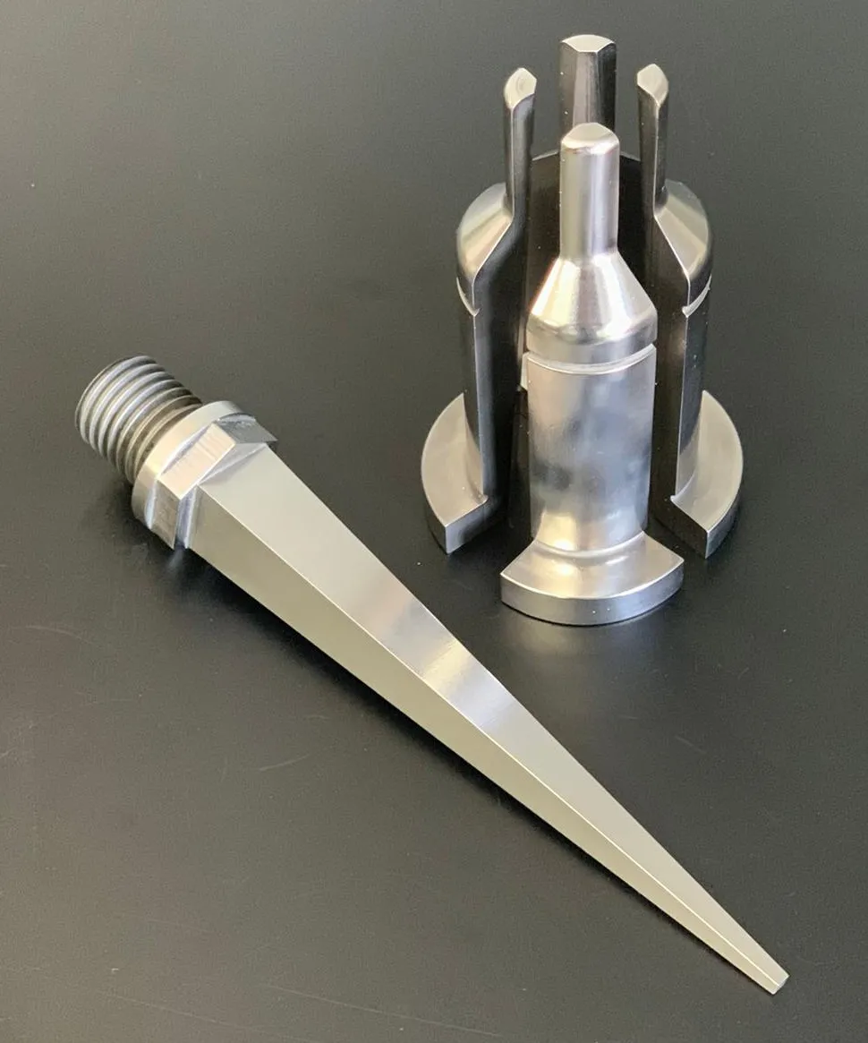 O-ring spreading tool