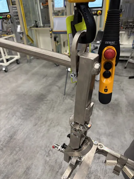 Lifting device